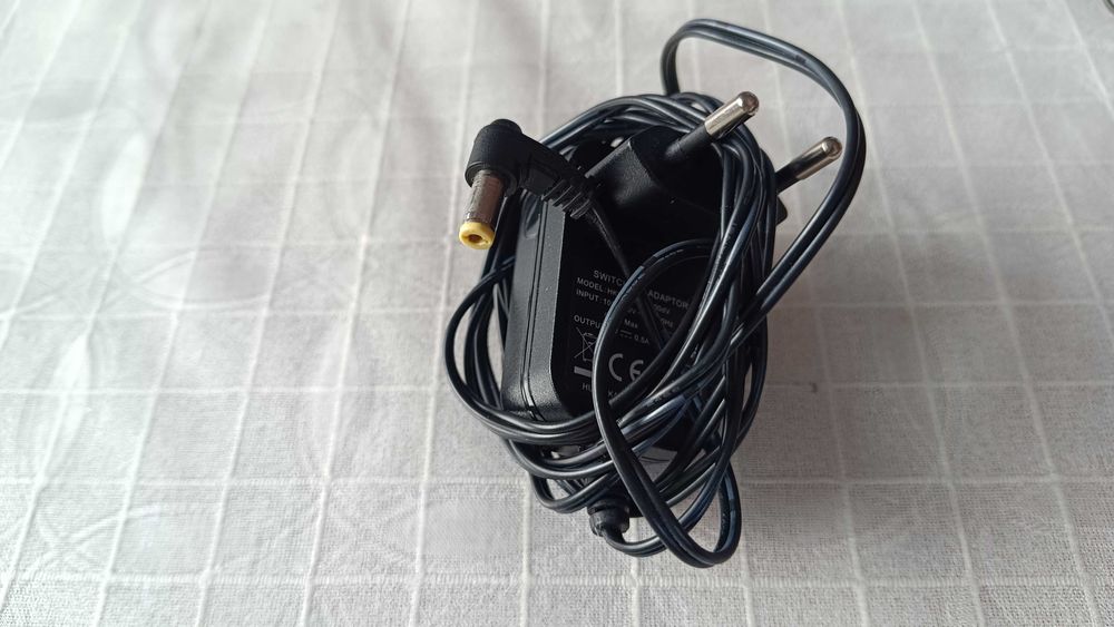 Продавам DAB+/FM радио-часовник
