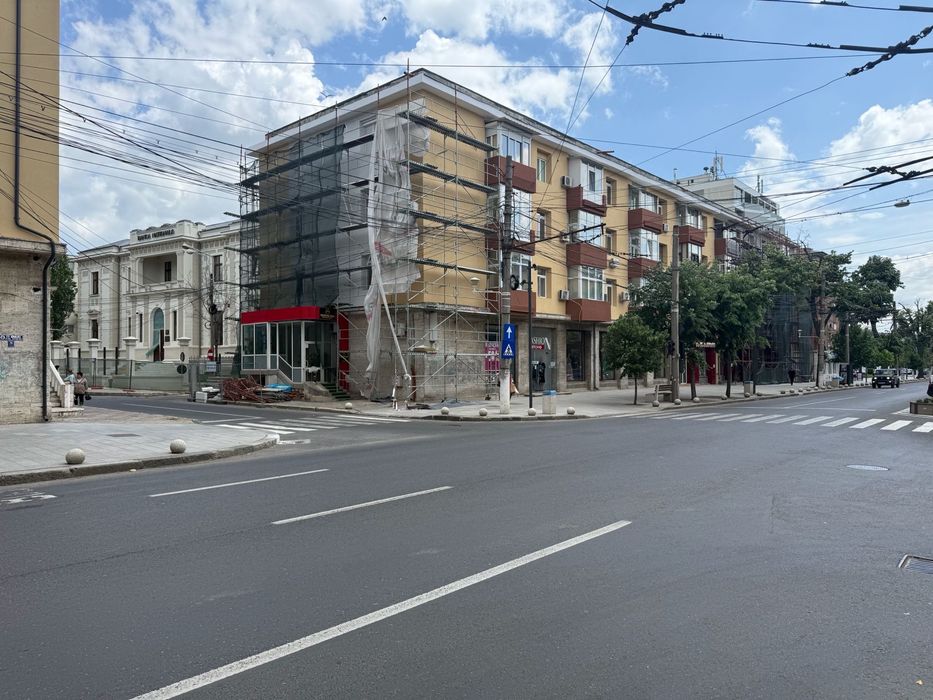 Inchiriez spatiu centru strada Domneasca