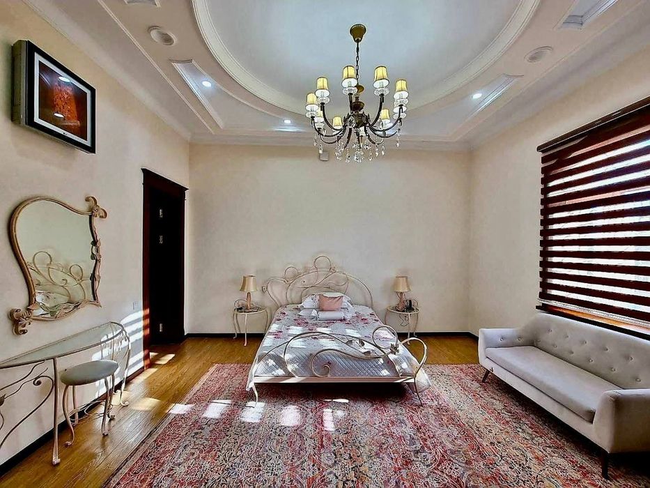 Продается евро дом 9 комнат, 9 соток на Никитина