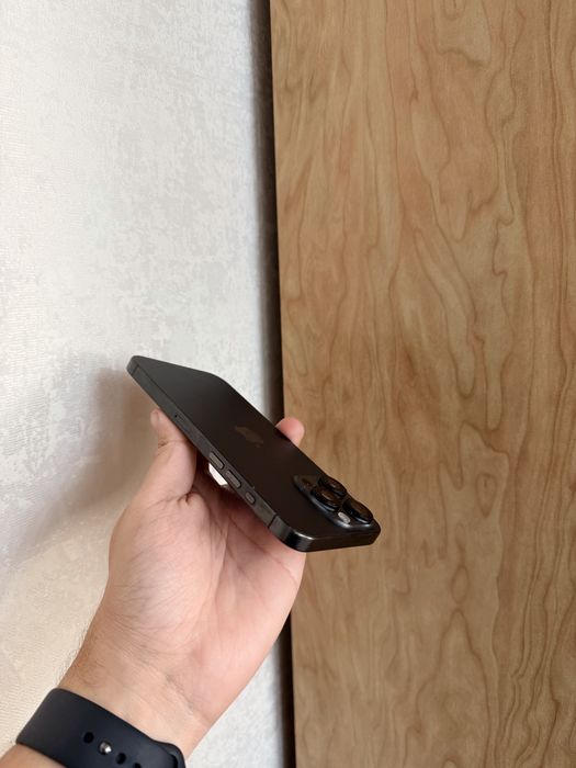 iPhone 15 Pro Max 256Gb - В отличном состоянии