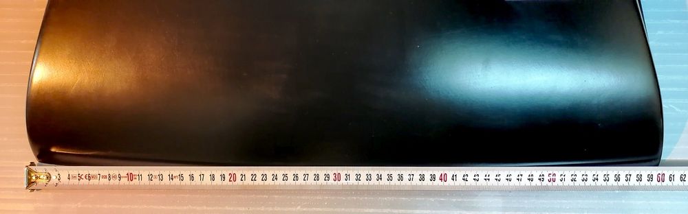 Въздуховод / Въздухозаборник за преден капак