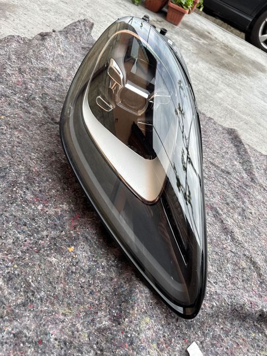 Десен фар Porsche Cayenne (9Y0 9Y3) 9Y0941034T