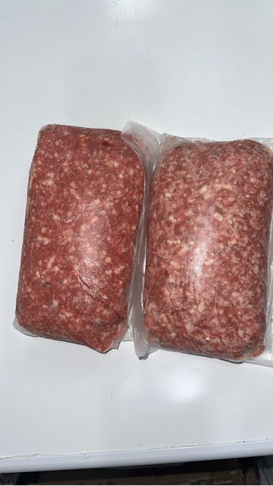 Фарш говяжий 1кг/2300тг.