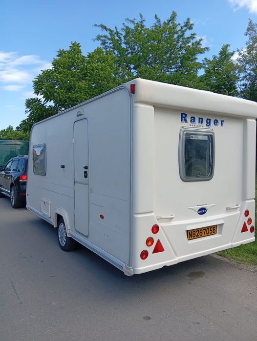 Rulota ușoară 900kg an 2008 de 3 persoane preț 4500€