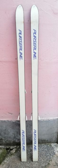 Продавам СКИ Продавам СКИ