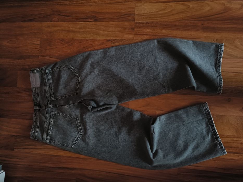 Blugi Wide leg Pull&bear pirați o singura data  mărimea 40