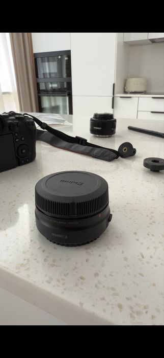 Переходник Canon Mount Adapter EF-EOS R