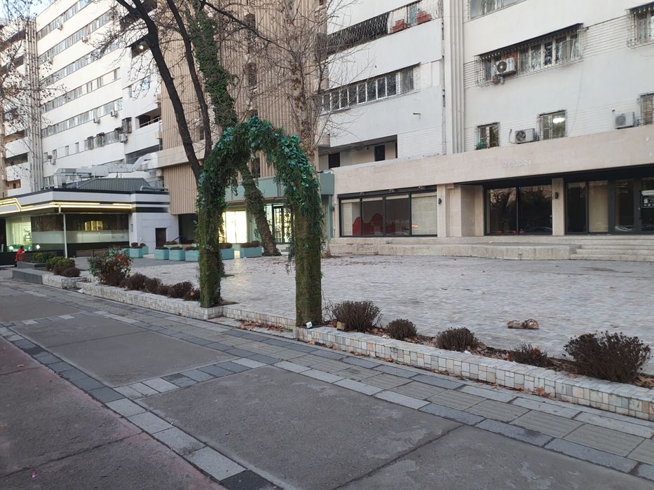 Аренда помещения на Ц1 под ресторан/общепит, автосалон, бутик в центре