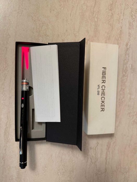 Визуален локатор на повреди в оптични влакна (Светулка)