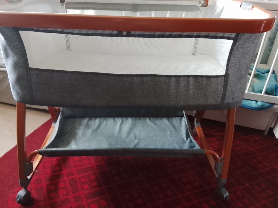 Продам кроватку детскую