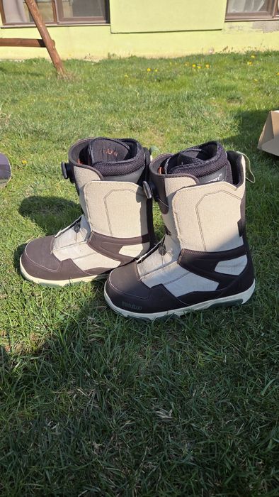 Snowboard Wedze si boots ThirtyTwo
