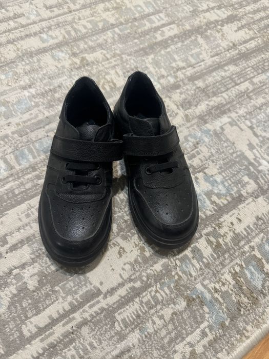 Продам туфли, ботинки детские