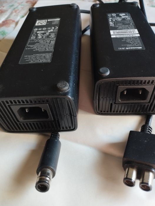 Alimentatoare Xbox, 12V - 9,6 A/10,83A/,5V 1A Original Microsoft