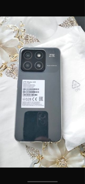 ZTE BLADE A35 телефон