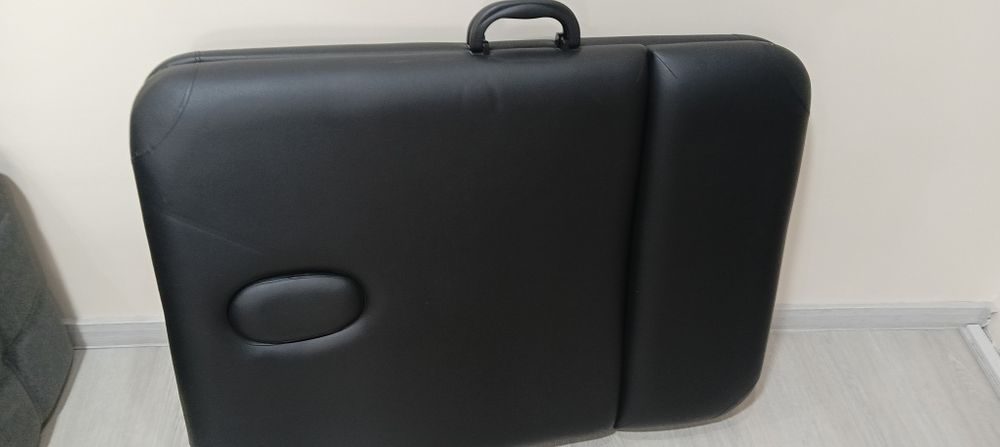 Легло/кушетка за масажи