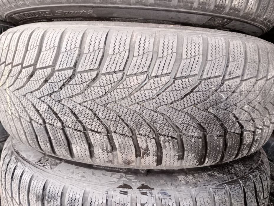 4 anvelope iarna nexen 235/45/19 7,5mm profil dot 2022