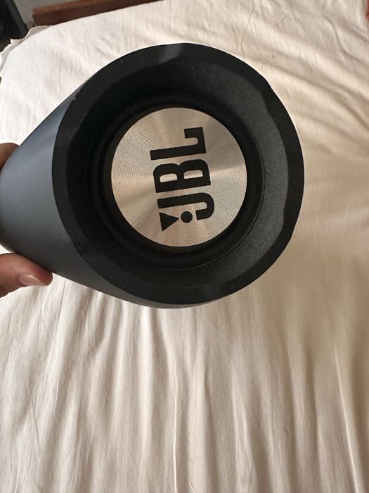 Jbl boombox.