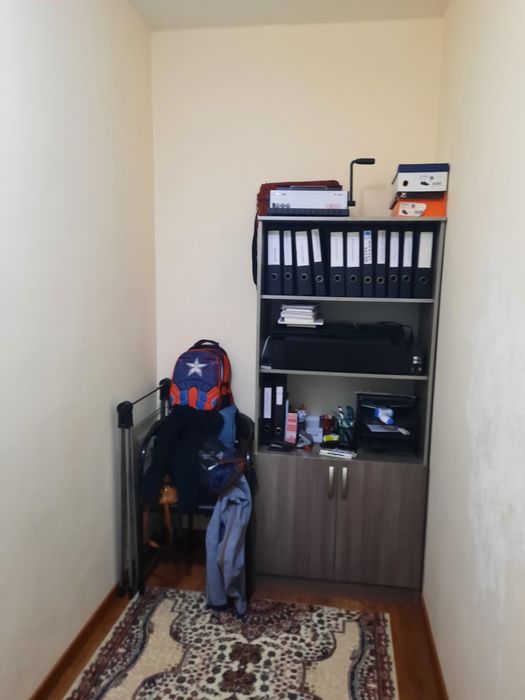 Сергили чоштепа абстановкаси билан 1хона срочни сотилади 37ярим