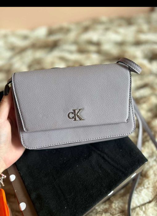 Дамска чанта Calvin Klein