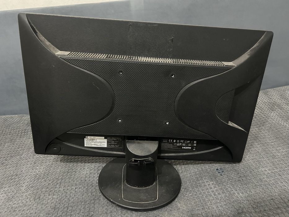 Монитор hp б/у.