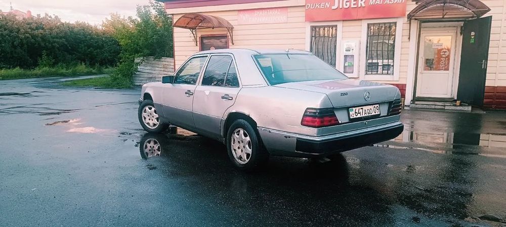 Продам Мерседес 190