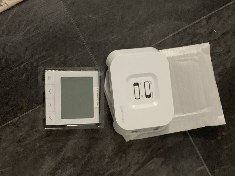 vand termostat salus nou