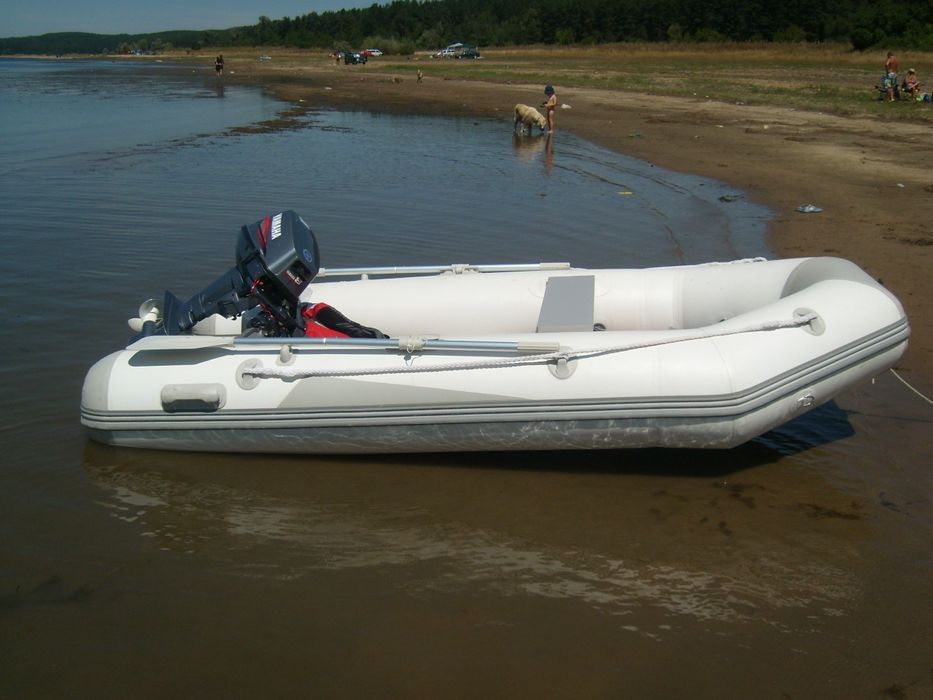 Надуваема лодка Балтик със мотор Yamaha 8 к.с.