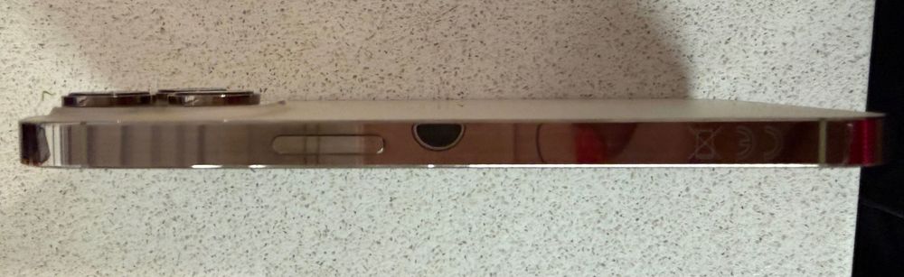 iPhone 14 pro gold
