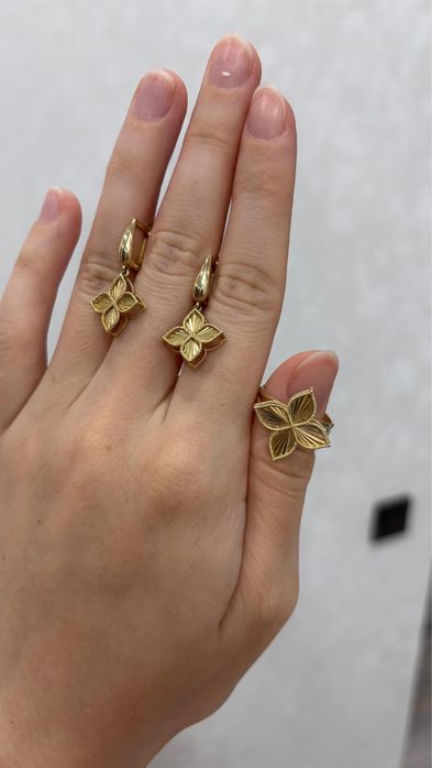 Золотой комплект  Van Cleef проба 585