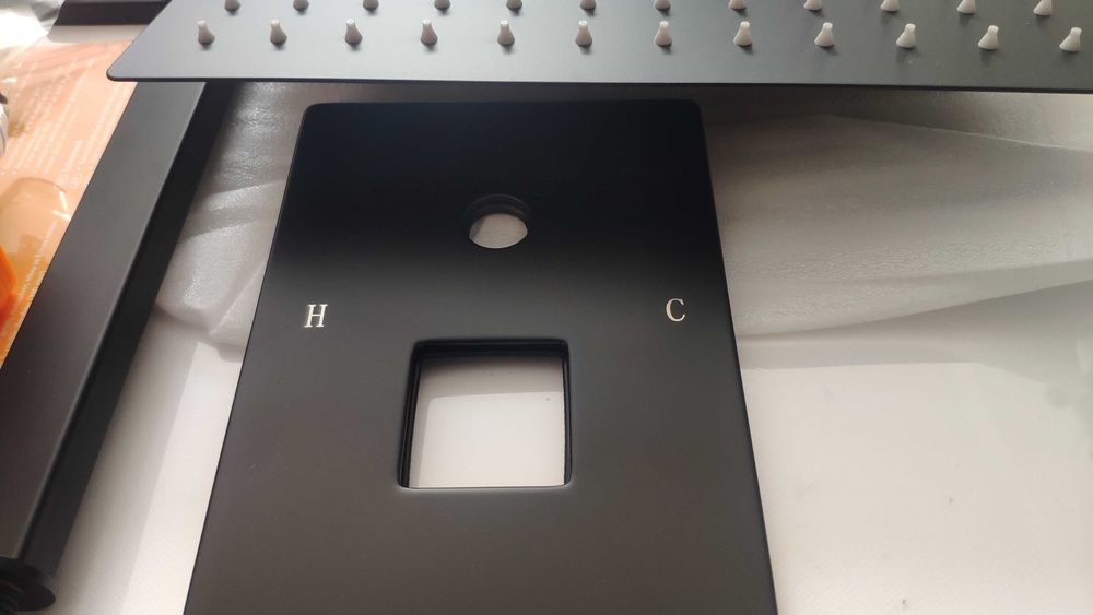 Чисто нов висококачествени душове за вграждане: Черен мат,Nicel,хром