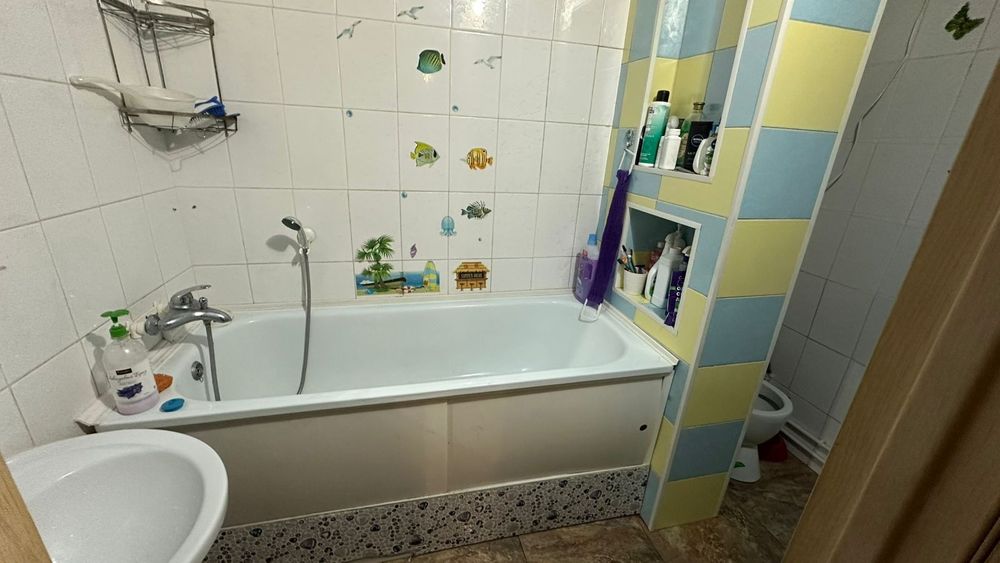 Продам квартиру на 3.а. 16 дом