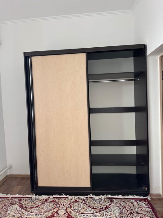 Продается шкаф хороший