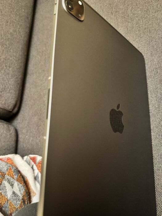 IPad Pro 2nd generation, space gray, 128GB ПЛЮС БЕЗПЛАТЕН APPLE PENCIL