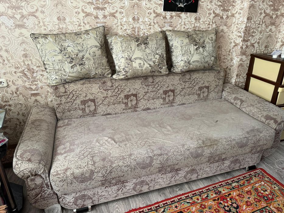 Диван раскладной с креслами