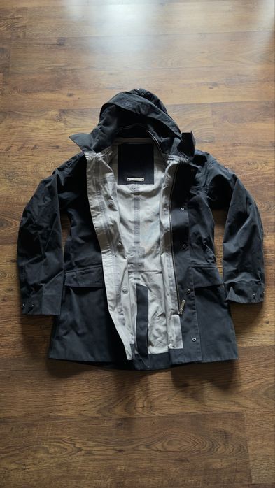 Лимитирано водоустойчиво яке Helly Hansen