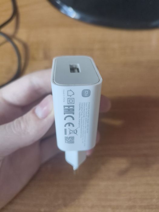 продам телефон Redmi 8