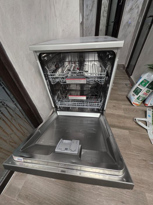 Mașina de spălat vase Bosch Serie 6