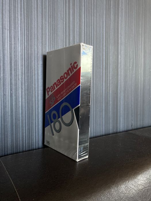 Panasonic NV-E180SP VHS  + FUJI 8mm P5-60 VIDEO