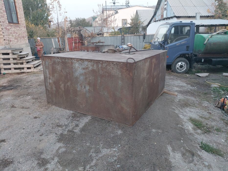 Ёмкость 4куб бочка для питьевой воды