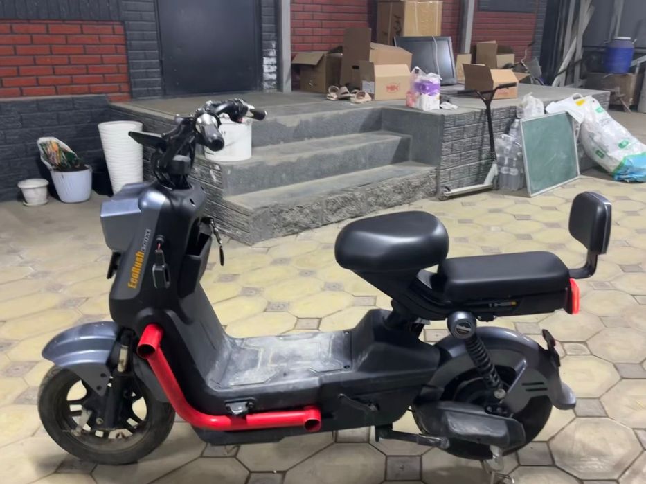 Скутер танк велосипед тотем