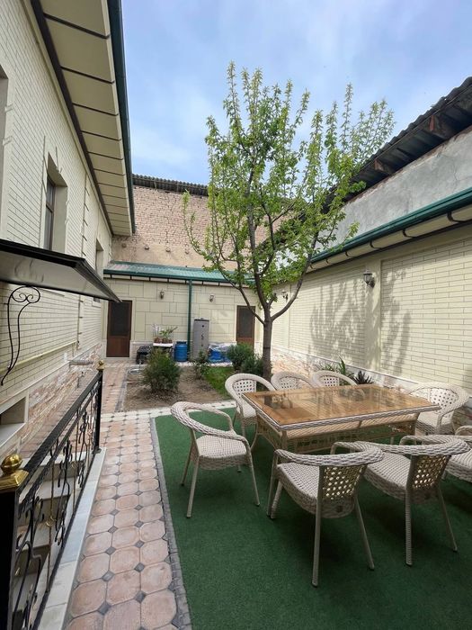 Продаётся дом 6 комнат 2 санузла с хорошим ремонтом