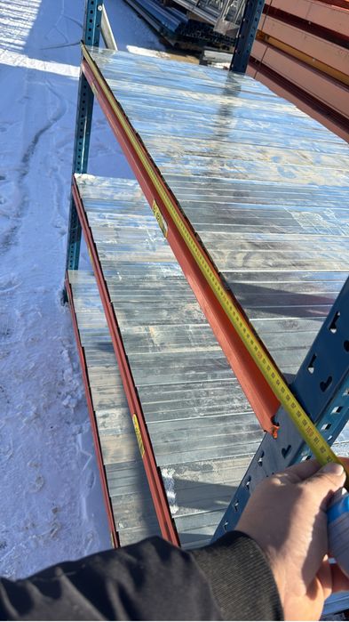 Rafturi metalice pentru scule si diverse