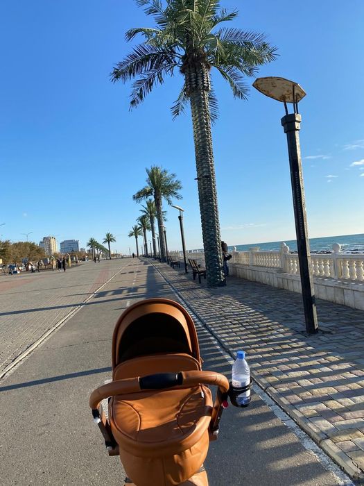 Коляска Hot Mom в отличном состоянии