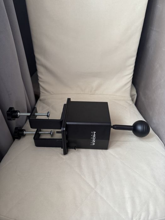 Moza Racing HGP Shifter + крепление (table clamp)