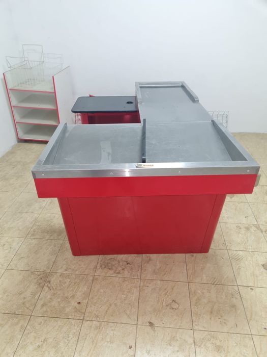 Продам кассовую зону