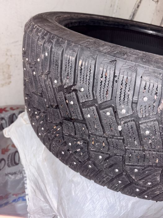 Срочно продам шины Continental Ice Contact 2