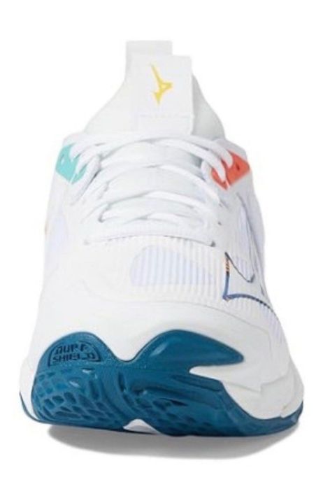 Mizuno momentum 3