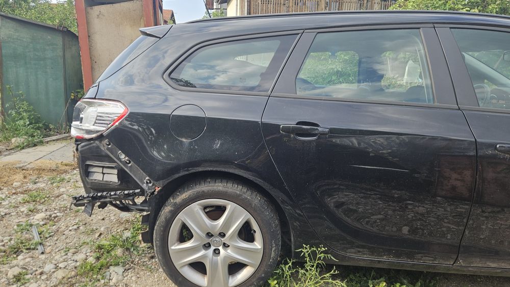 OPEL ASTRA/Опел Астра J Комби 1.4 LPG на части