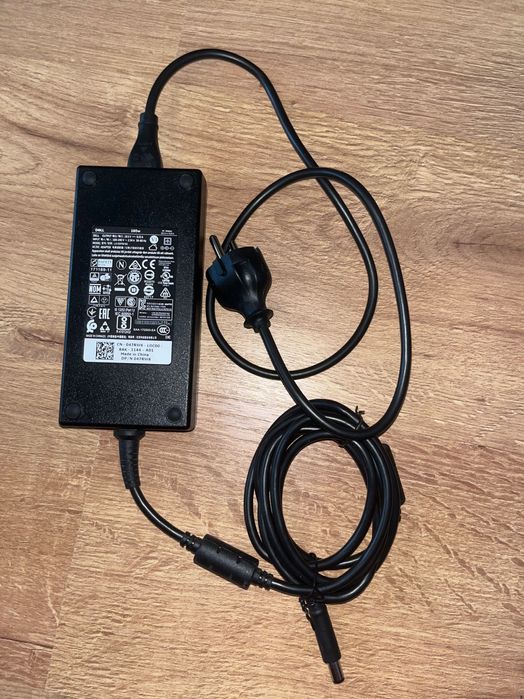 Încărcător Dell 180W