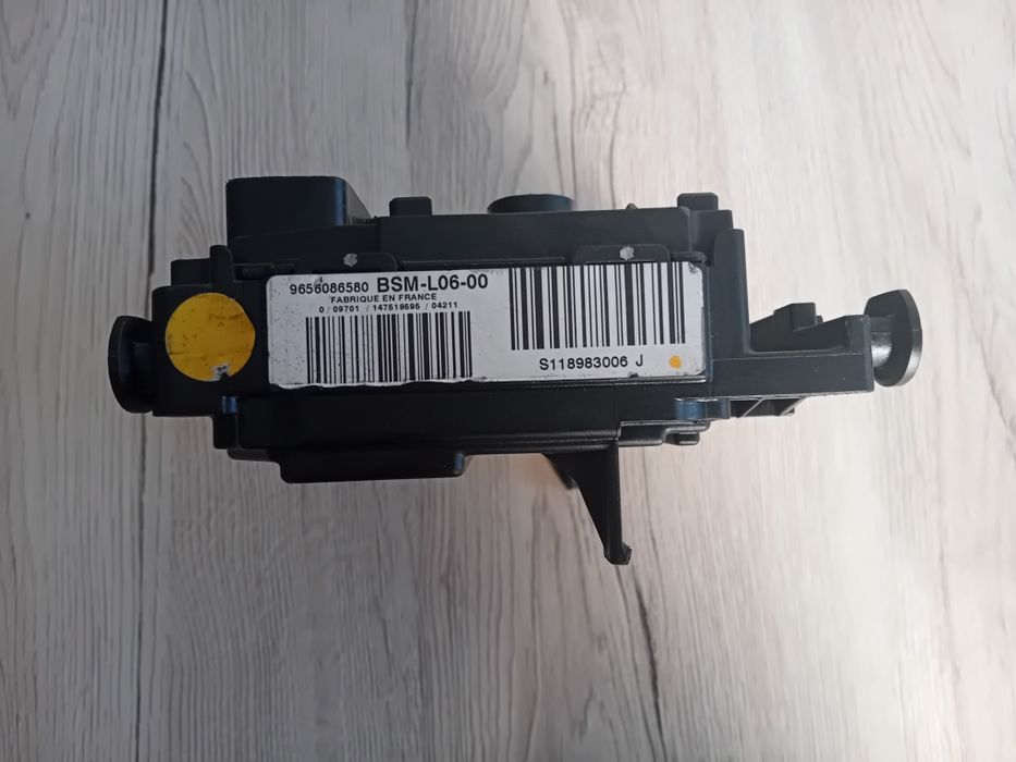 Продавам БСМ модул за Citroen c4